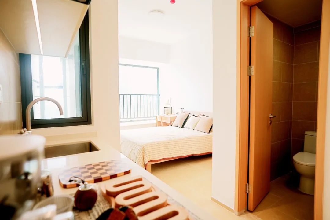 1752815033428775.jpg 5.jpg